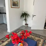 Maison Neuve Chaleureuse Pour 1 à 4 Personnes Apartamento Schiltigheim