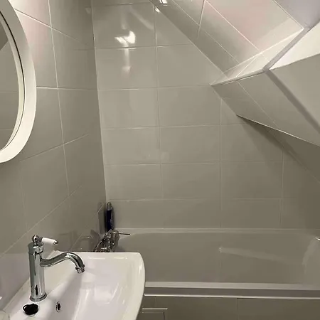 Maison Neuve Chaleureuse Pour 1 A 4 Personnes Lägenhet