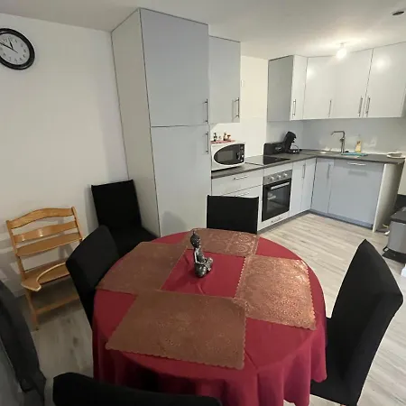 Апартаменты Maison Neuve Chaleureuse Pour 1 A 4 Personnes *